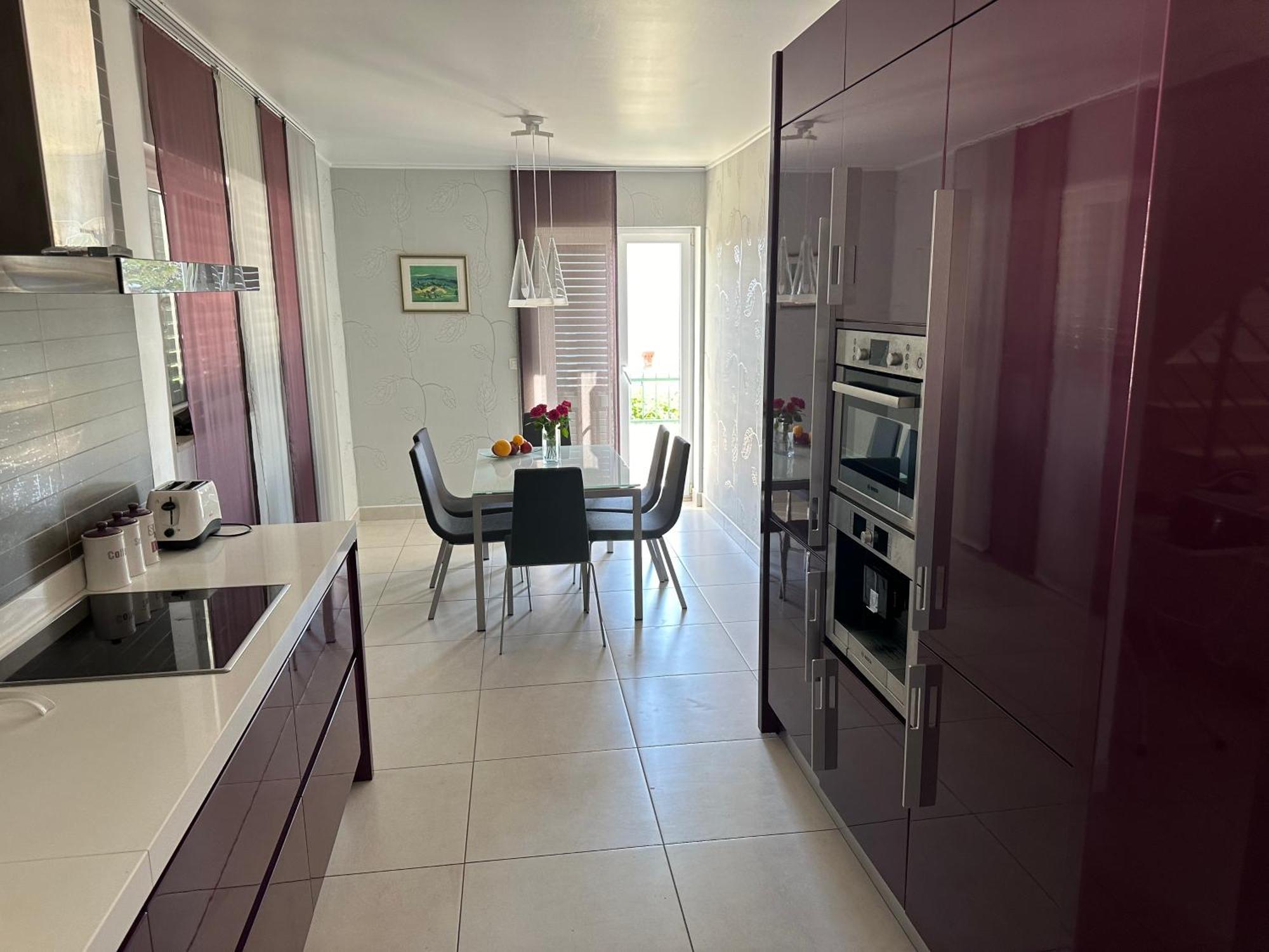Spacious 1 Bedroom 4 Star Apartment, Mlini Exterior photo
